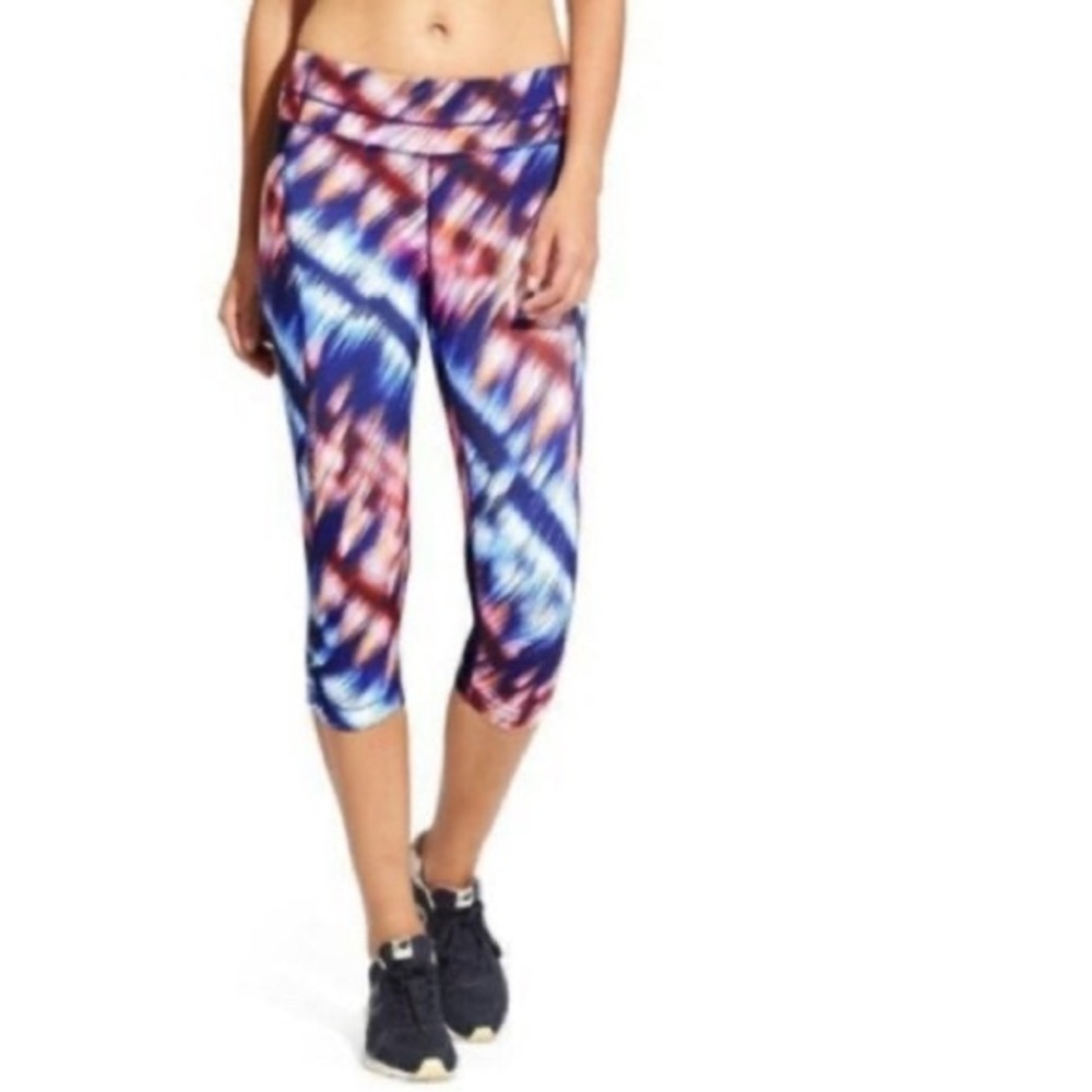 Athleta Chaturanga‎ Cropped Capri Leggings, Multicolor, Size XL